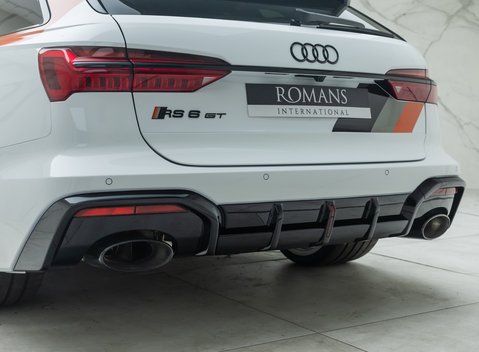 Audi RS6 GT 48