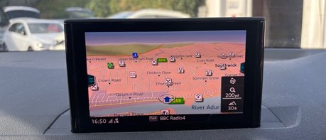 Audi Q2 TFSI SPORT..1 PREVIOUS OWNER,5 SERVICES,SAT NAV,CLIMATE CONTROL 1