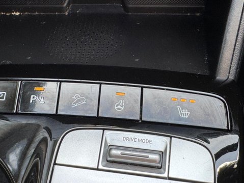 Hyundai TUCSON 1.6 h T-GDi Premium SUV 5dr Petrol Hybrid Auto Euro 6 (s/s) (230 ps) 25