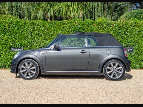 Mini Convertible 1.6 Cooper S 2dr 5