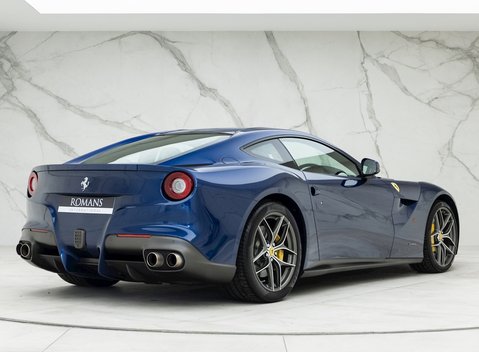 Ferrari F12 Berlinetta 7