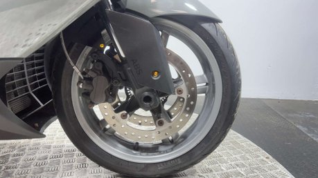 BMW C650 GT 2012 23K MOT COMES SERVICED MAXI SCOOTER 650CC BIKE TOURER 36