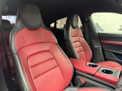 Porsche Taycan Performance 89kWh 4S Saloon 4dr Electric Auto 4WD (11kW Charger) (544 ps) 31