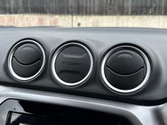 Suzuki Vitara SZ-T BOOSTERJET MHEV 19