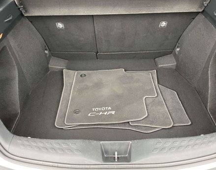 Toyota C-HR 1.8 C-HR Icon HEV CVT 5dr 58