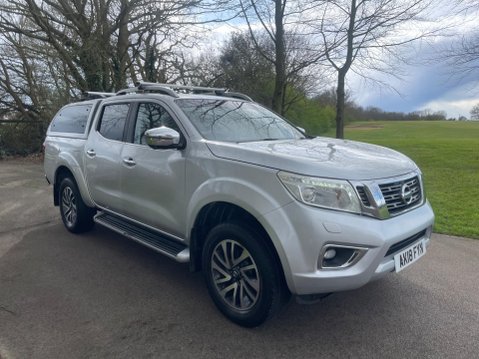 Nissan Navara 2.3 dCi Tekna Auto 4WD Euro 6 4dr 3