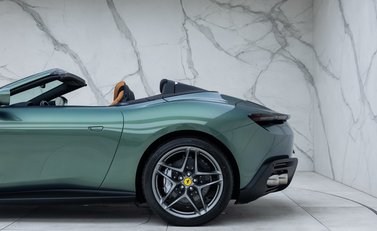 Ferrari Roma SPIDER 42