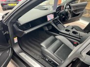 Porsche Taycan 500kW Turbo 93kWh 4dr 32