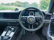 Porsche 911 CARRERA GTS PDK 11