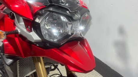 Triumph Explorer 1215 2015 25K STUNNING ADVENTURE BIKE FULL LUGGAGE DO ANYTHING BIKE 35