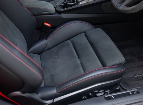 Porsche 911 GT3 (992) 17
