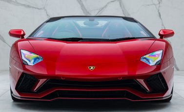 Lamborghini Aventador S LP 740-4 ROADSTER 10