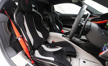 Ferrari SF90 Stradale Stradale Tailor Made Ispirazioni 8