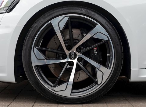 Audi RS5 Coupé 10