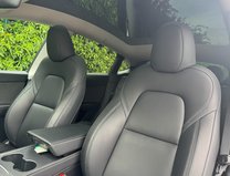 Tesla Model Y SUV 5dr Electric Auto RWD (341 bhp) 8