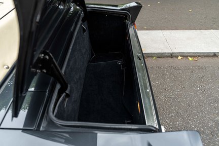 Aston Martin V8 Vantage X-Pack Volante 39