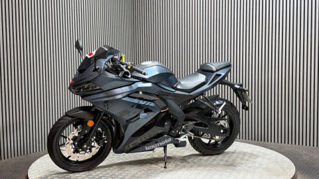Lexmoto LXS 2025 ONLY 3K 1 OWNER SPORTS BIKE 125CC MOT 2028 10