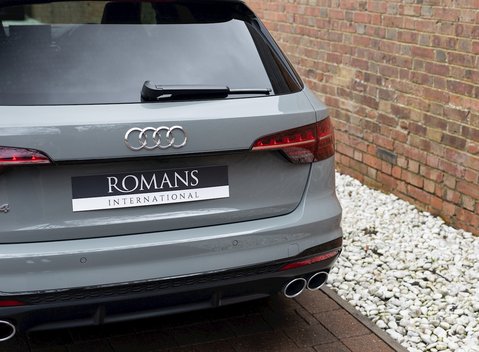 Audi S4 Avant Black Edition 26