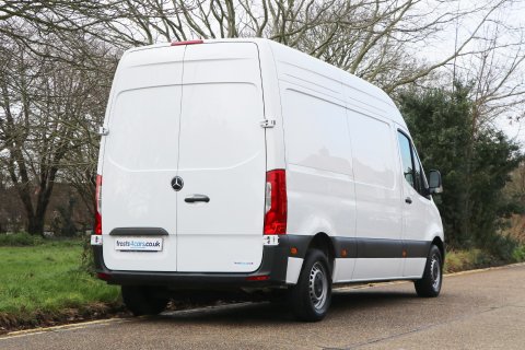 Mercedes-Benz Sprinter 2.0 CDI PremiumFWD L2 H2 150 ps 32