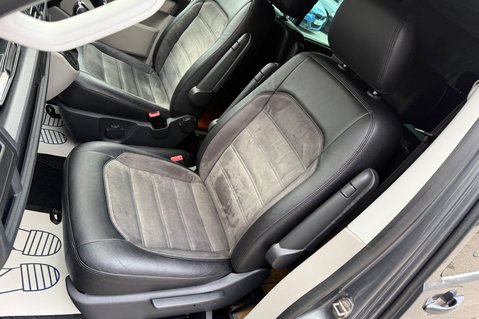 Volkswagen Transporter T32 TDI KOMBI HIGHLINE BMT LWB  -NO VAT -LUXURY CARAVELLE CONVERSION - 20