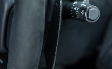 Aston Martin Vantage GT12 11