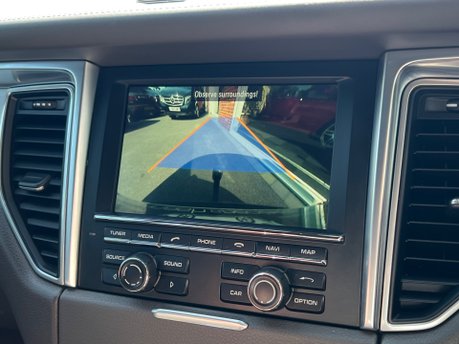 Porsche Macan 3.0 TD V6 S SUV 5dr Diesel PDK 4WD Euro 6 (s/s) (258 ps) 29