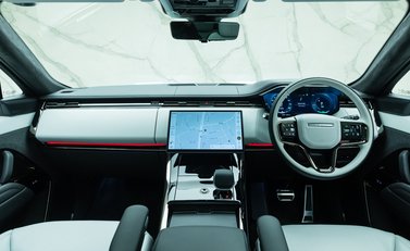 Land Rover Range Rover Sport P550e AUTOBIOGRAPHY 21