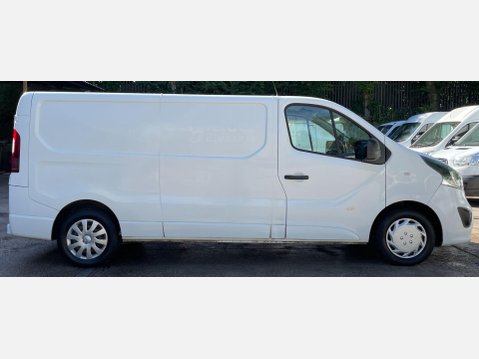 Vauxhall Vivaro 1.6 CDTi 2900 Sportive L2 H1 Euro 5 5dr 8