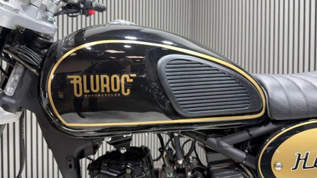 Bluroc Motorcycles Hero 2026 ONLY 10KM 1 OWNER ENDURO SCRAMBLER BIKE 125CC 32