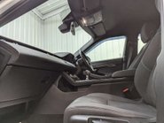 Land Rover Range Rover Evoque 2.0 Range Rover Evoque R-Dynamic D 4x2 5dr 46