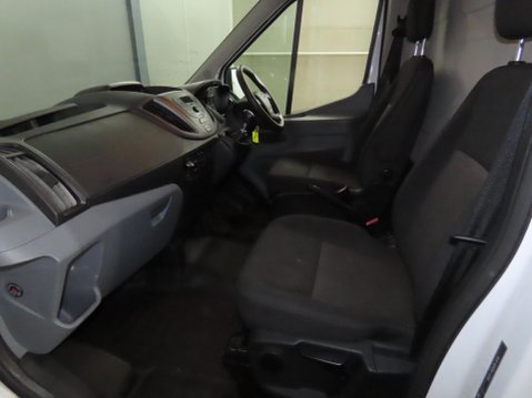 Ford Transit 2.0 350 EcoBlue FWD L2 H3 Euro 6 5dr 9