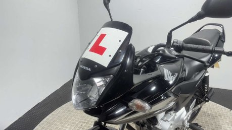 Honda CBF125 CBF125 2012 ONLY 5K VERY CLEAN 125CC LEARNER BIKE COMMUTER 32