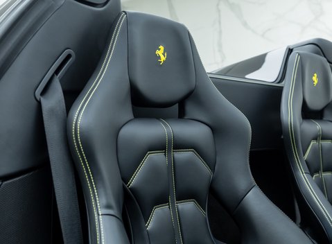 Ferrari 458 SPIDER 18