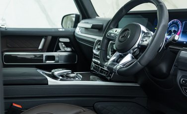 Mercedes-Benz G Class AMG G 63 13