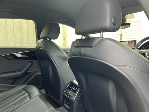 Audi A4 2.0 TFSI 35 Black Edition Saloon 4dr Petrol S Tronic Euro 6 (s/s) (150 ps) 12