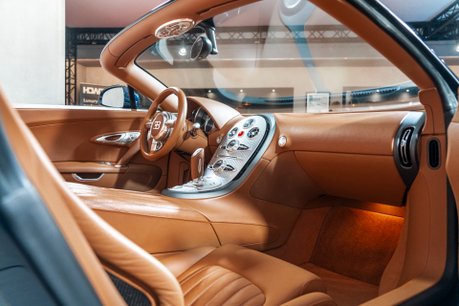 Bugatti Veyron GRAND SPORT. FRESH SERVICE. EX BUGATTI DISPLAY CAR. OUTSTANDING PROVENANCE 17