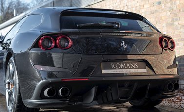 Ferrari GTC4 Lusso 25