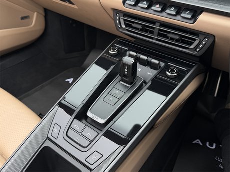 Porsche 911 CARRERA 4S PDK 58