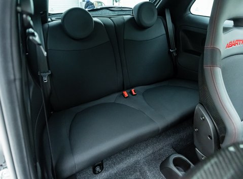 Abarth 695 Competizione 17