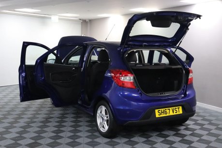 Ford Ka+ ZETEC 21