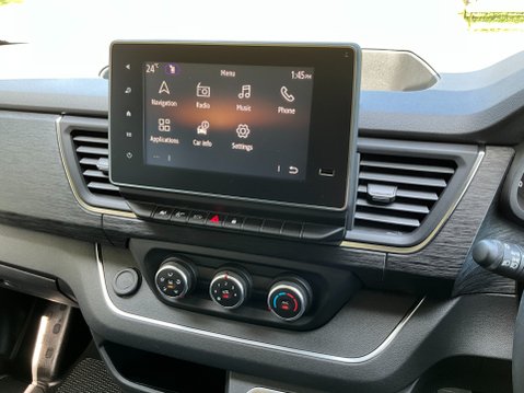 Renault Trafic 2.0 dCi Blue LL30 Sport Crew Van L2 H1 Euro 6 (s/s) 6dr 28