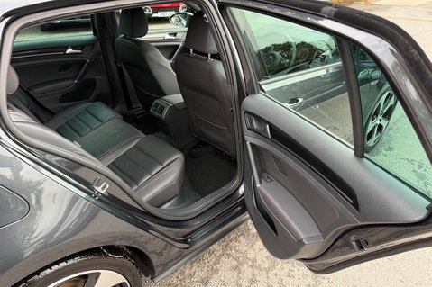 Volkswagen Golf GTI PERFORMANCE - FULL LEATHER - TWO OWNERS - ADAPTIVE CRUISE CONTROL 32