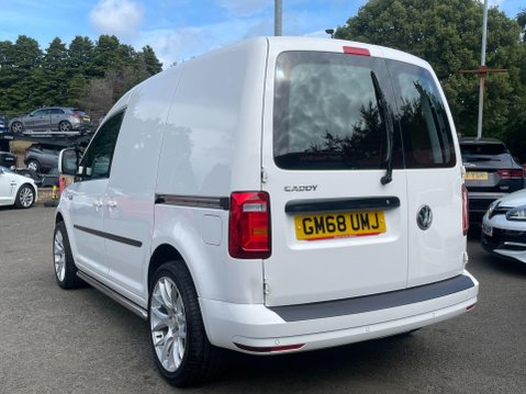 Volkswagen Caddy 2.0 TDI C20 BlueMotion Tech Trendline SWB Euro 6 (s/s) 5dr 9