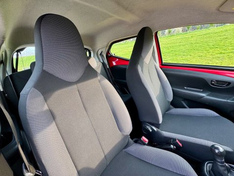 Toyota Aygo VVT-I X 15