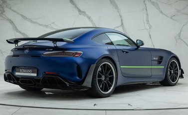 Mercedes-Benz AMG GT R PRO 6