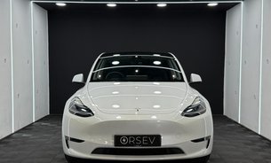 Tesla Model Y LONG RANGE AWD TOW BAR One Owner GROK AI Adaptive LEDs Pano Roof VAT Q 8