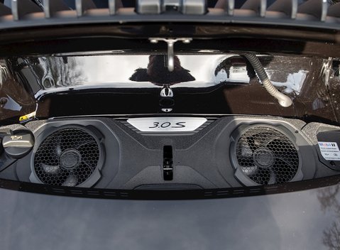 Porsche 911 Carrera 4S (992) 28