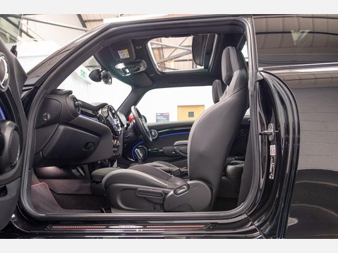 Mini Hatch 2.0 John Cooper Works Steptronic Euro 6 (s/s) 3dr 67