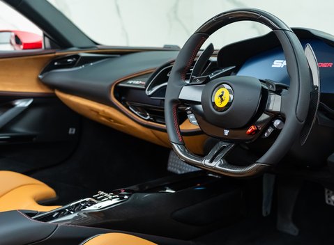 Ferrari SF90 Spider 13