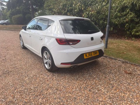 SEAT Leon 2.0 Leon FR Technology TDI 5dr 4